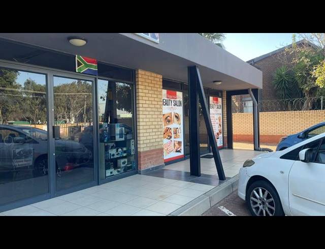 BUSINESS PROPERTY TO RENT IN WIERDA PARK